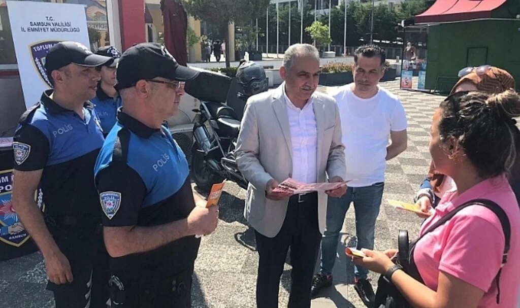 Samsun'da Polisten 1 Milyon Vatandaşa 'Hırsızlık' Bilgilendirmesi