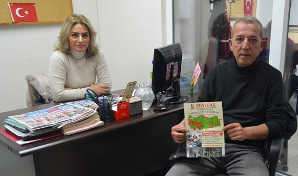 Samsun'da Topladığı Kitaplarla Kütüphane Kuruyor 