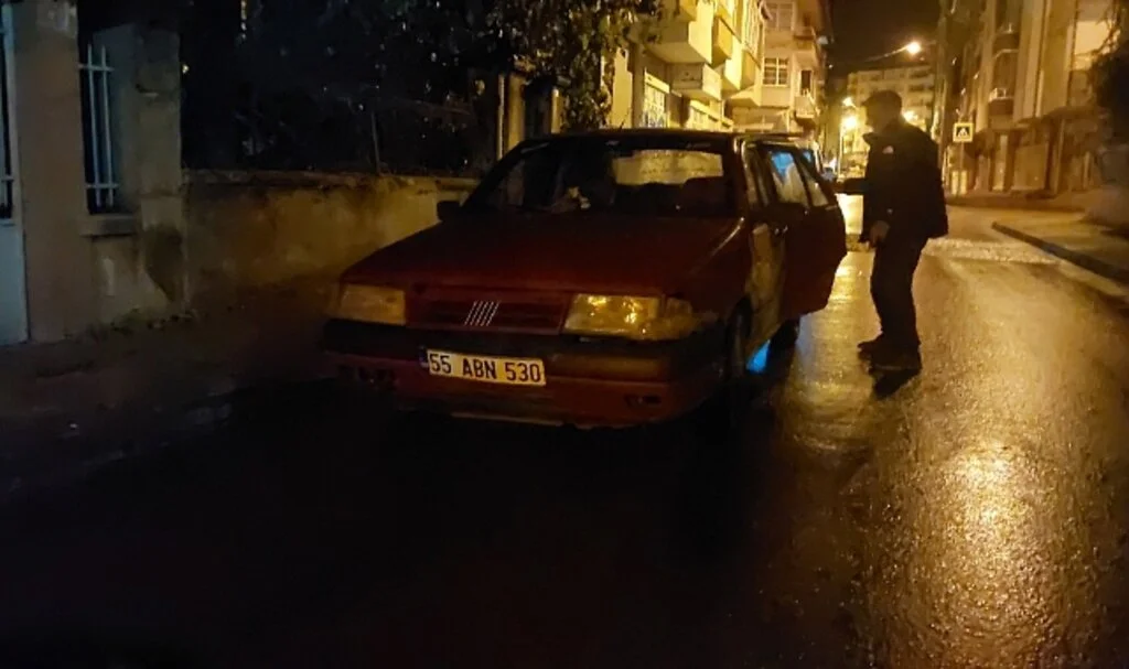 Samsun'da Uygulama Noktasından Kaçan Araçta Uyuşturucu Ele Geçirildi