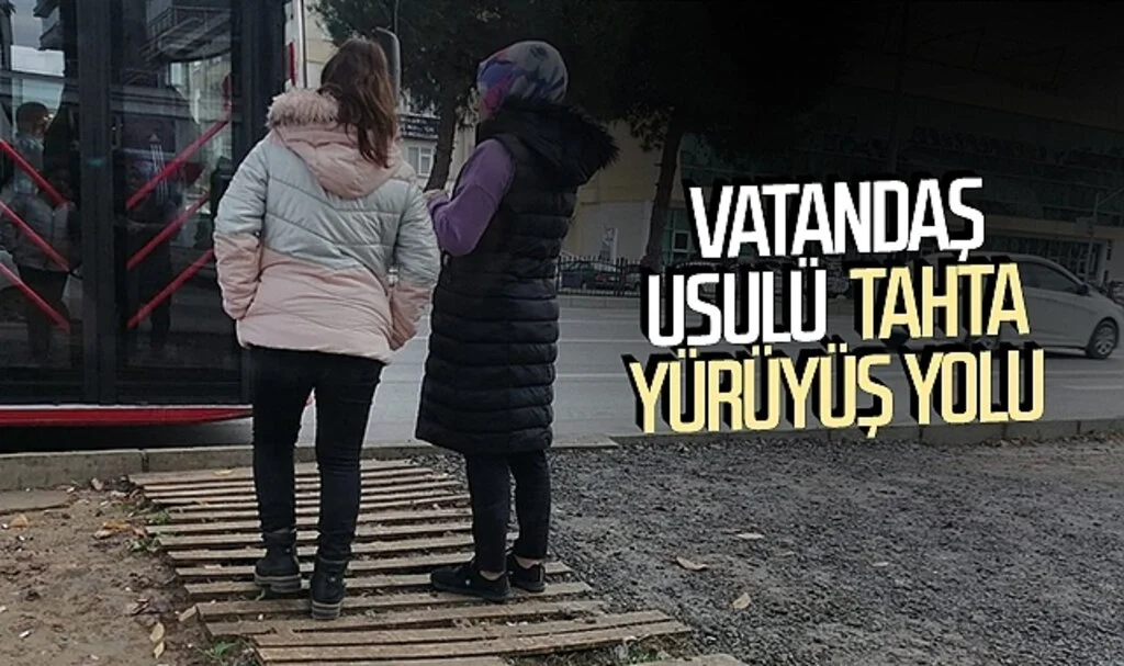 Samsun'da vatandaş usulü tahta yürüyüş yolu
