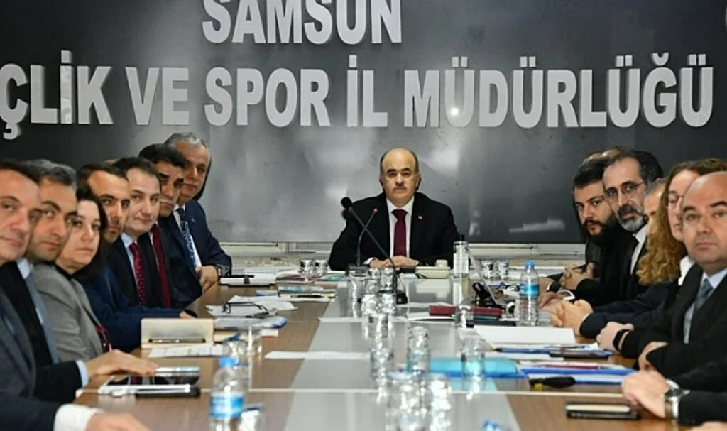 Samsun Valisi Doç. Dr. Zülkif Dağlı: 'Öğrenciler  yurtlarda'