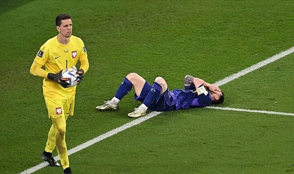 Szczesny ile Messi Penaltı Kararı İçin İddiaya Girmiş