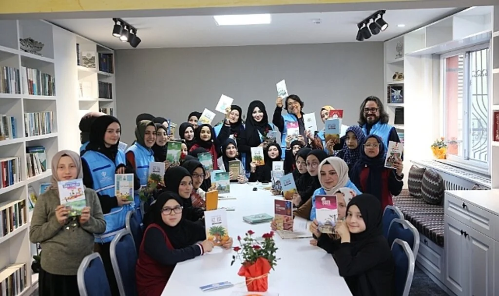 TDV'den 19 Mayıs İlçesindeki Kur'an Kursu Kütüphanesine Kitap Desteği