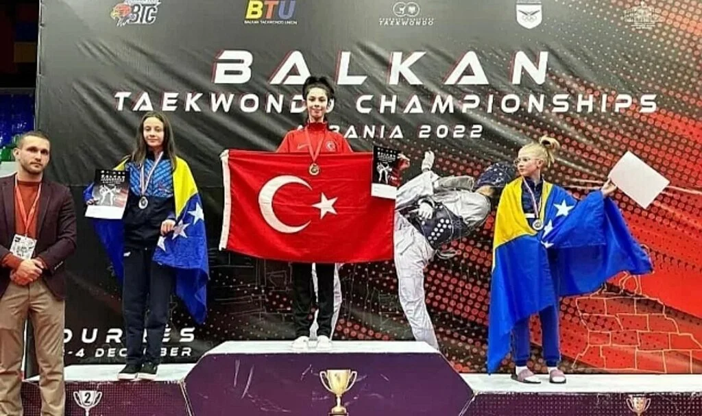 Terme Taekwondo Kulübü sporcusu Eylül Karadaş Balkan Şampiyonu Oldu