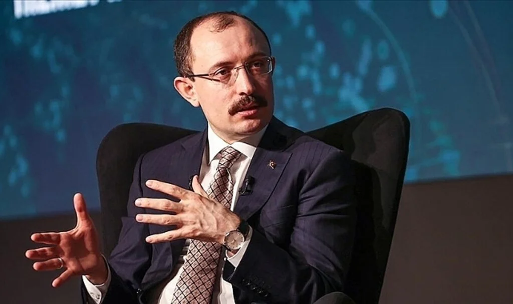 Ticaret Bakanı Muş: 2023'te Hizmet İhracatını 100 Milyar Doların Üzerine Çıkaracağız