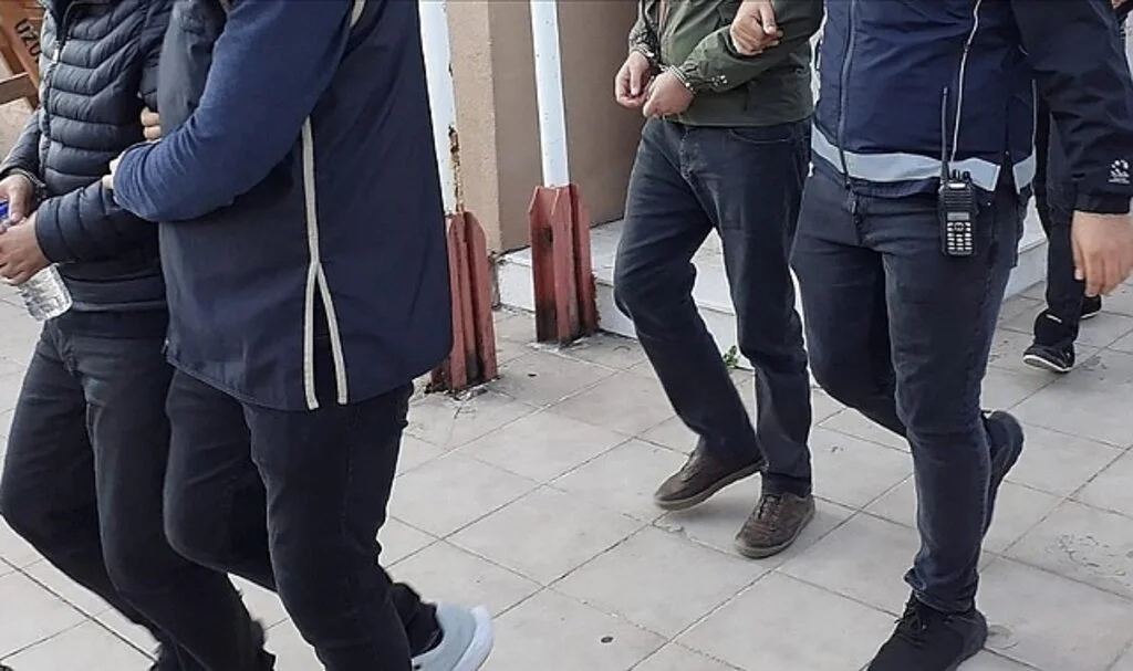 Yunanistan ve Suriye'den sızma girişiminde bulunan 5 FETÖ, 1 PKK/PYD mensubu yakalandı
