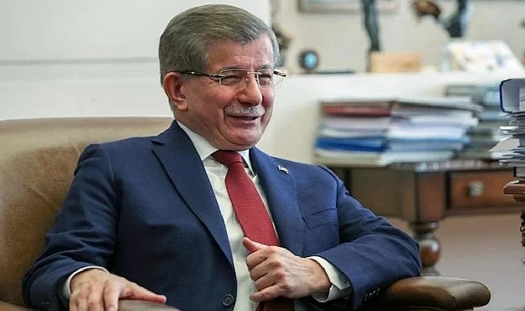 Ahmet Davutoğlu’ndan ‘Fikir Ayrılığı’ Açıklaması