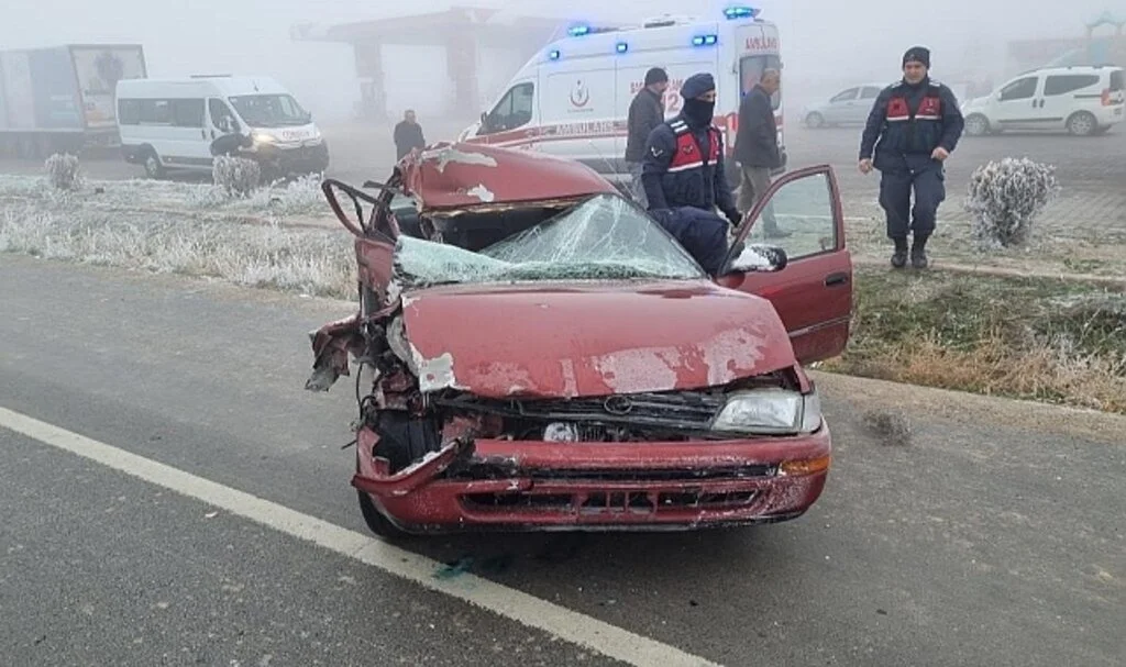 Aksaray’da Yoğun Sis Kazalara Neden Oldu: 9 Yaralı