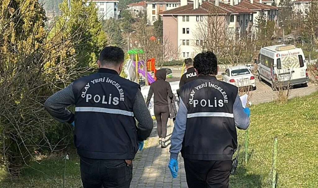 Alacak Verecek Kavgasında Silahlar Konuştu: 2 Yaralı