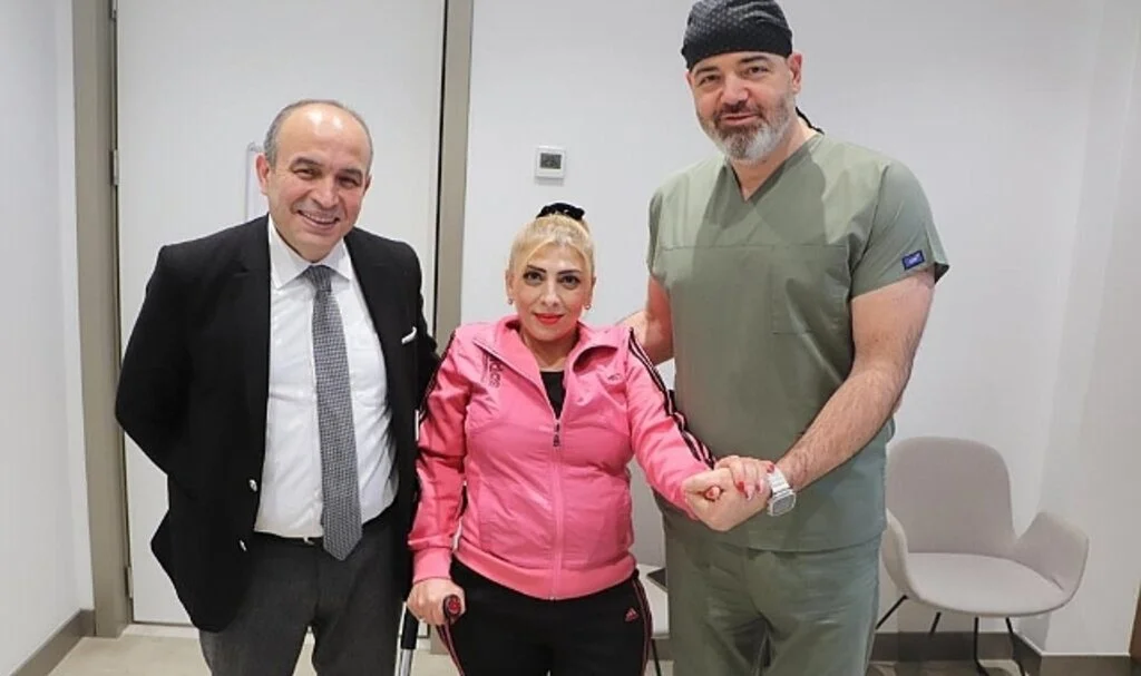 Azerbaycanlı Doktor Samsun'da Şifa Buldu