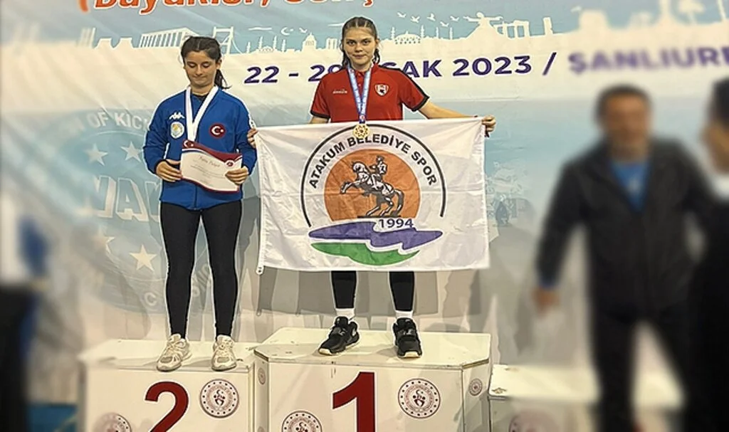Azra Kuru Gözünü Milli Takıma Dikti