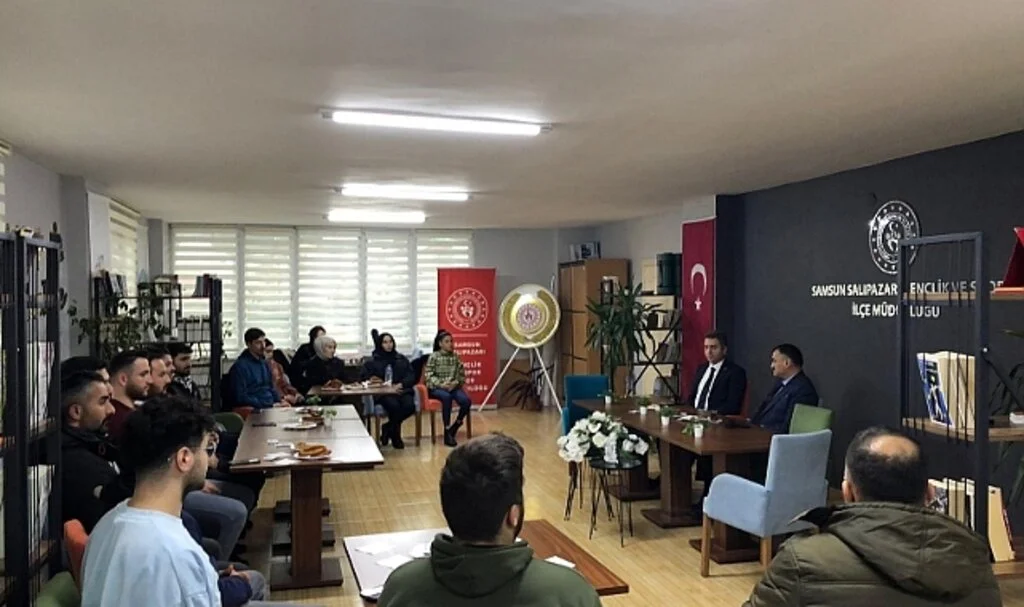 Başkan Akgül  Gençlerle Buluştu 