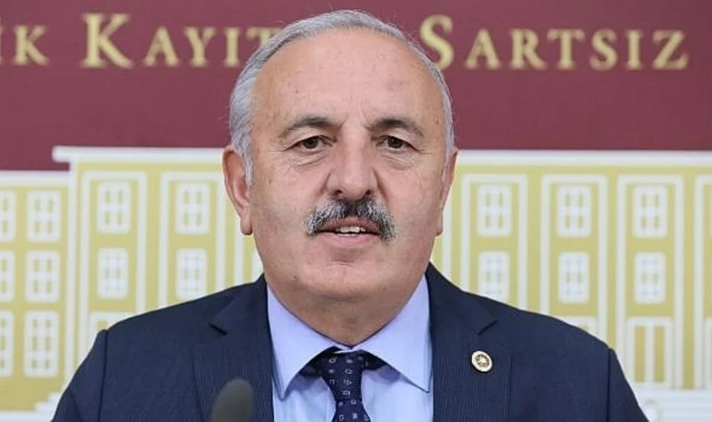 Bedri Yaşar; 'Yolcuların Durak Çilesi Bitmeli'