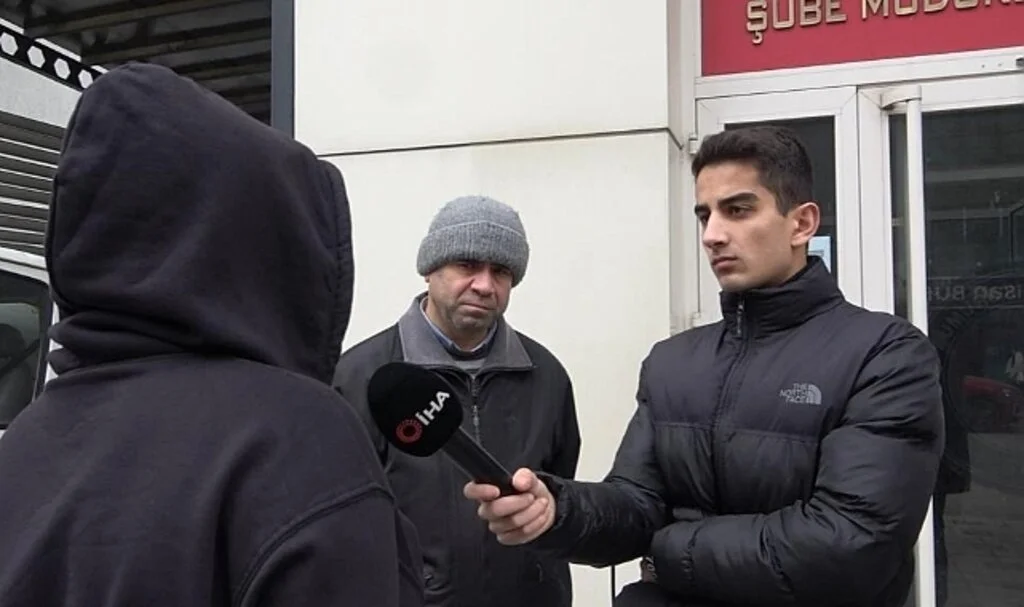 Bursa'da Gözleri Önünde Annesi Öldürülen Kız, İHA'ya Konuştu