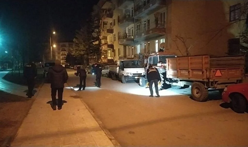Çorum’da Bir Ev Kurşunlandı