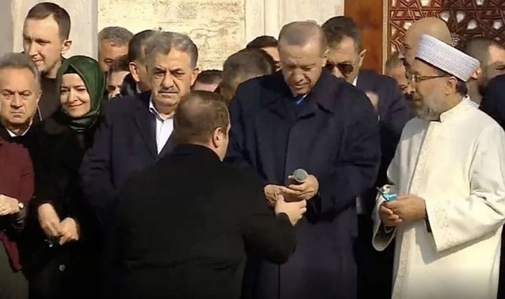 Cumhurbaşkanı Erdoğan Yeni Cami'yi Açtı