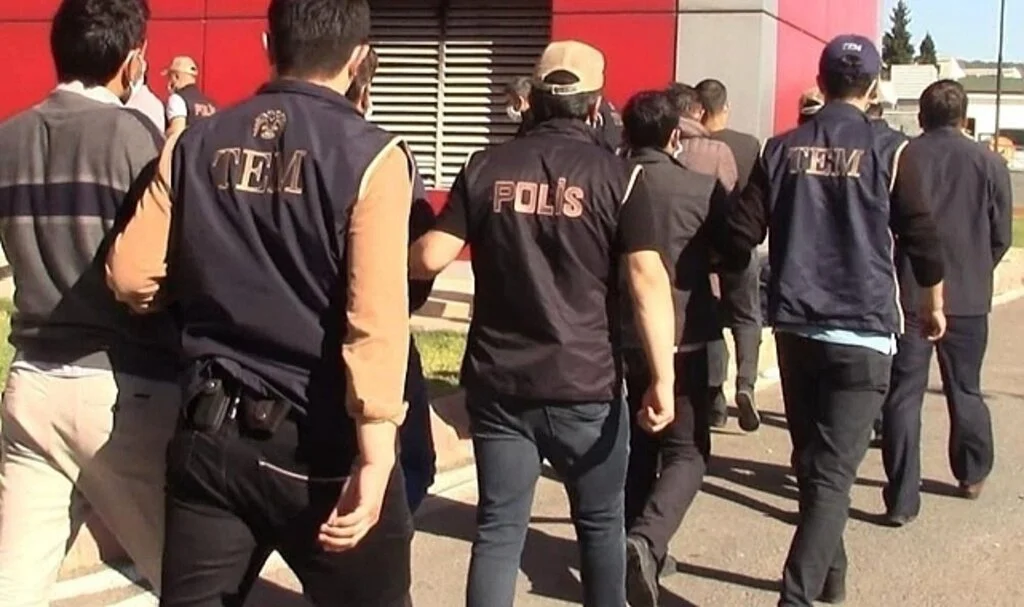 Denizli’de FETÖ ve PKK Operasyonu: 3 Tutuklama