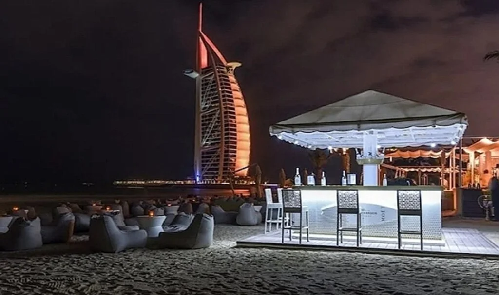 Dubai’de Alkol Vergisi Kaldırıldı