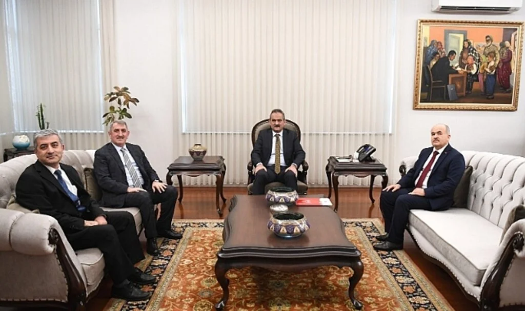 Eğitim Zirvesi