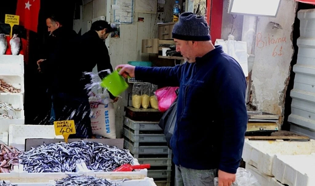  Etle Tavukla  Kıyaslarsak  Balık Bedava!