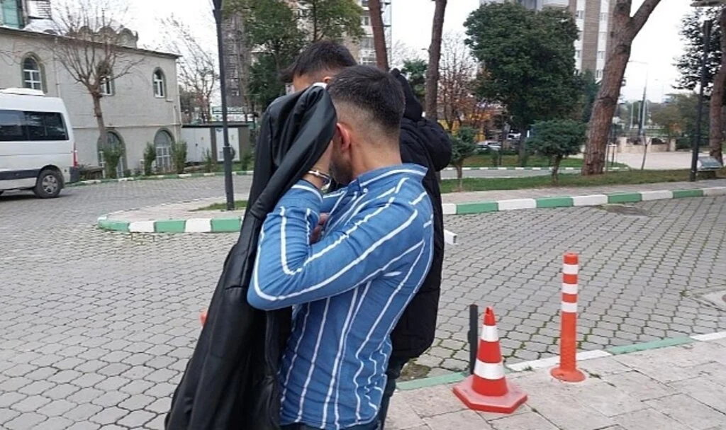 Evine Kargo ile Gelen Televizyonun İçinde Uyuşturucu Ele Geçen Şahıs Tutuklandı
