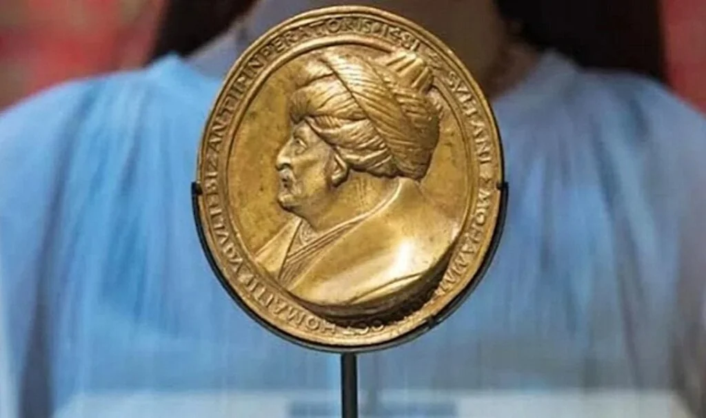 Fatih’in 542 Yıllık Madalyonu İstanbul’a Geliyor