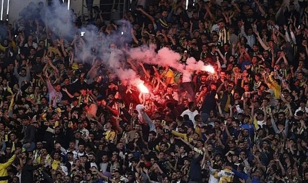 Fenerbahçe-Galatasaray Maçının Bilet Fiyatları ve Genel Satış Tarihi Belli Oldu
