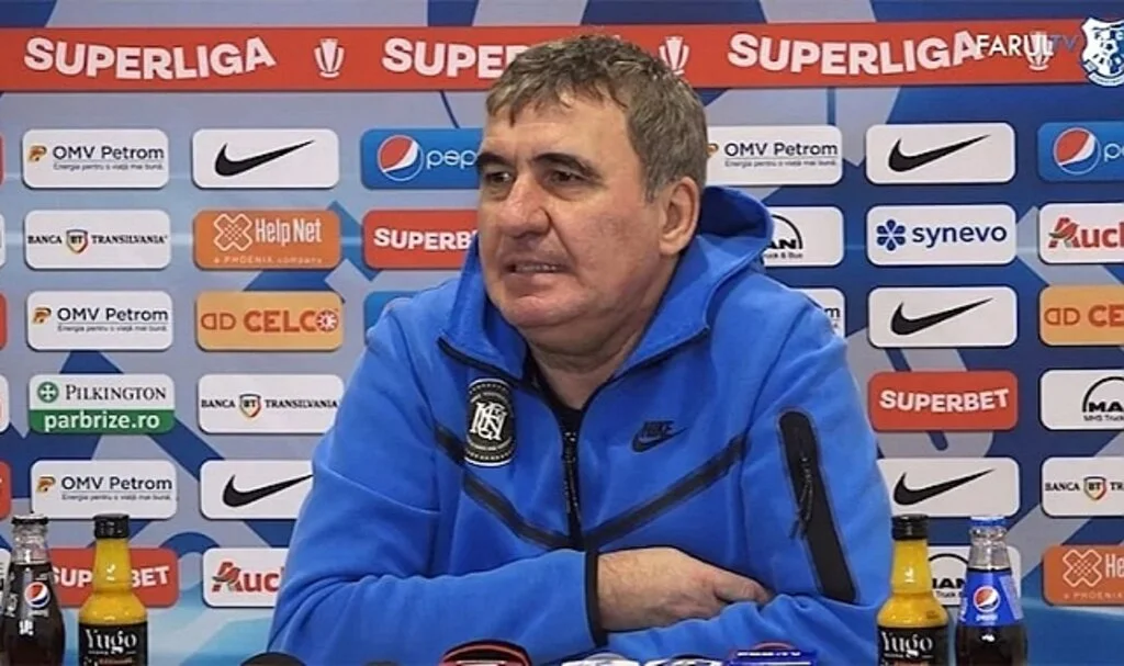 Hagi; G.Saray'a Giderse Mutlu Olurum Ama...