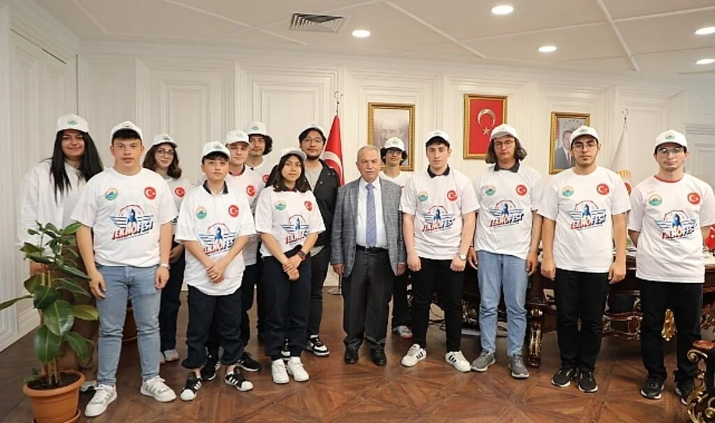 İlkadım Belediyesi'nden;  'Projeni Geliştir TEKNOFEST'te Yerini Al'