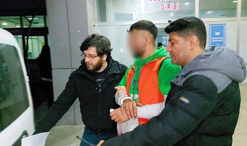İş Yerinden Cep Telefonu Çalan Şahıs Yakalandı