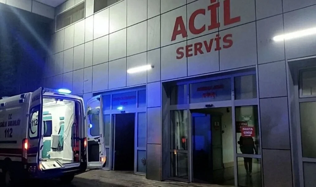 İstanbul'da Doktorun Parmağını Kırdığı İddia Edilen Hasta Yakını Tutuklandı
