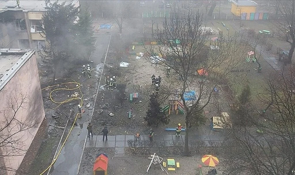 Kiev Yakınlarında Düşen Helikopterde Ukrayna İçişleri Bakanı Dahil 16 Kişi Hayatını Kaybetti