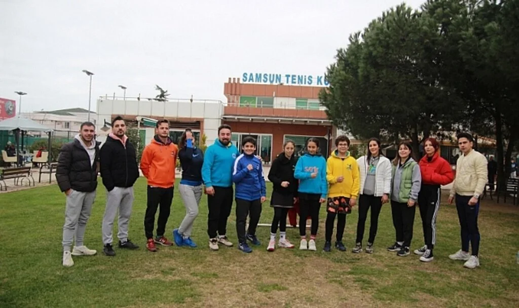 Kış Kupası Tenis Turnuvası Sürüyor