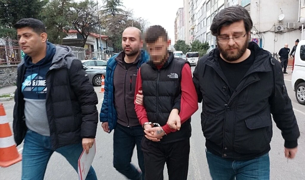 Konuşmak için  Çağırdı Gasp Etti 
