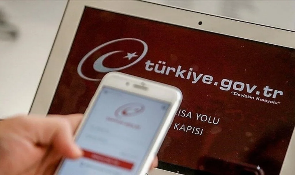 Memur ve Emeklilerin Maaşına Yüzde 30 Zam Yapılmasını Öngören Düzenleme Resmi Gazete'de