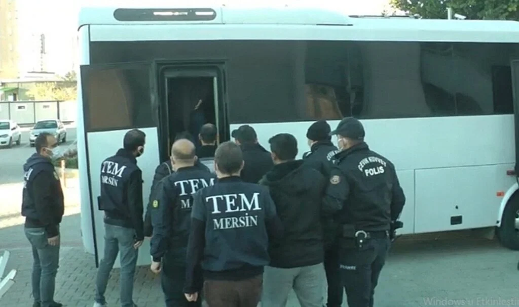 Mersin'de DEAŞ Üyesi 4 Kişi Tutuklandı