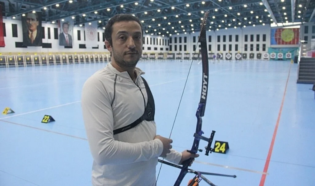 Milli Takım Seçmelerine Evinin Çatısında Hazırlandı