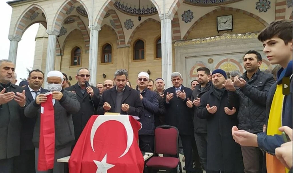 Müslümanlar Ayakta 
