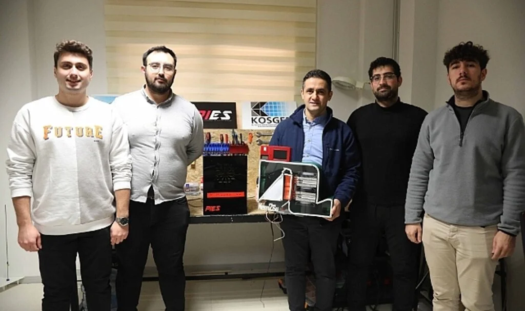 Nemden Su Üreten  Makine Yaptılar 