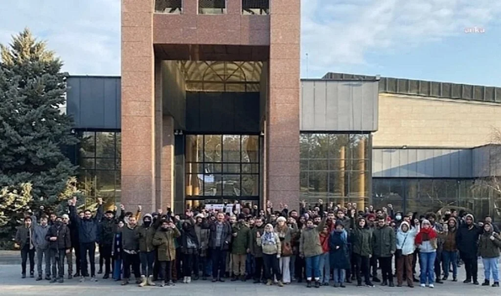 ODTÜ’de Öğrenci Faaliyetlerinin Yasaklanmasına Tepki