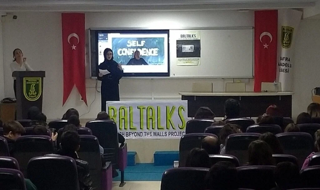 Öğrenciler  İngilizcelerini  Konuşturdu