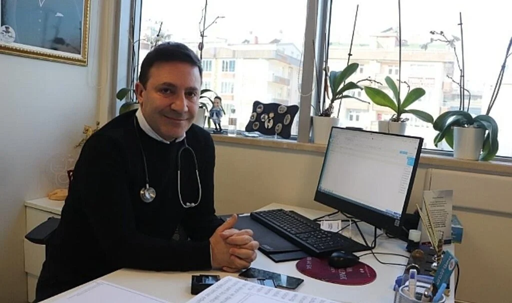 Profesörden Yeni Varyant Açıklaması: "Kraken Varyantı Geliyor"