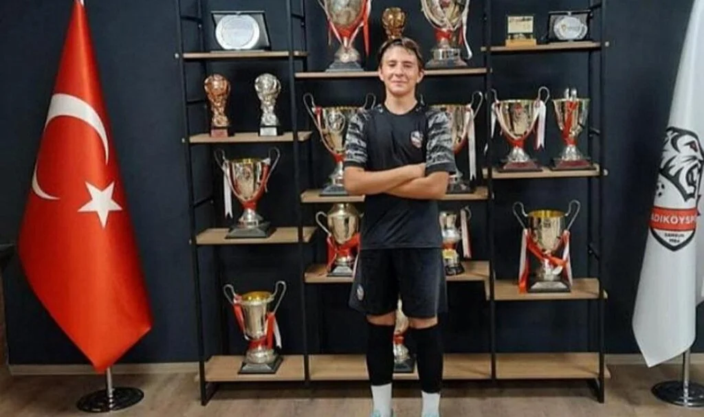 Rüzgar Akgül'e Milli Davet