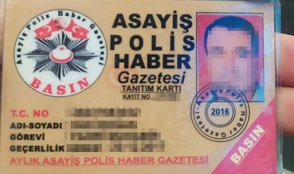 Sahte Kimlik Kartlı Şahıs, İstanbul Havalimanı'nda Yakalandı