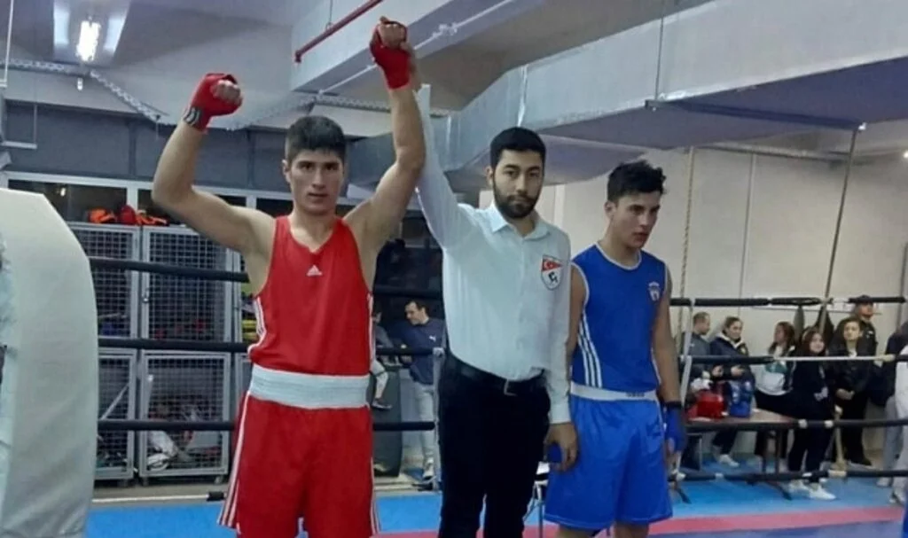 Salıpazarı'nın Gururu Oldu