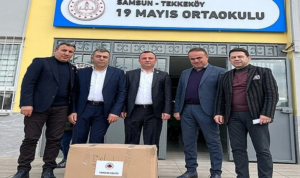 SAMDEF'ten 10 Okula Bot ve Mont Yardımı
