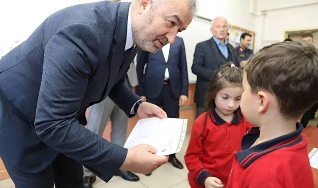 Samsun 19 Mayıs'ta Karne Heyecanı