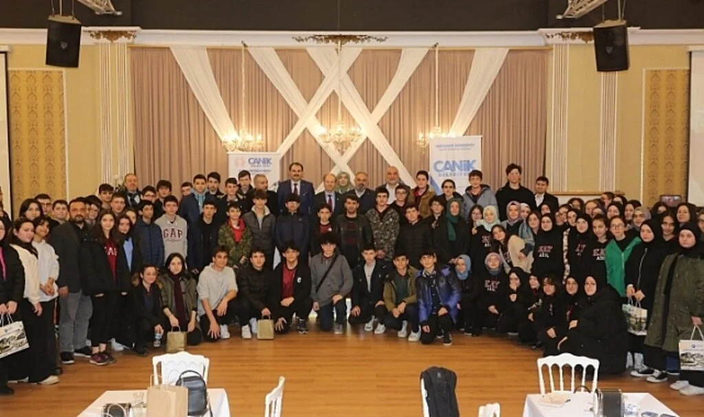 Samsun Canik Belediye Başkanı İbrahim Sandıkçı: 'Gençliğe yatırım  geleceğe yapılandır'