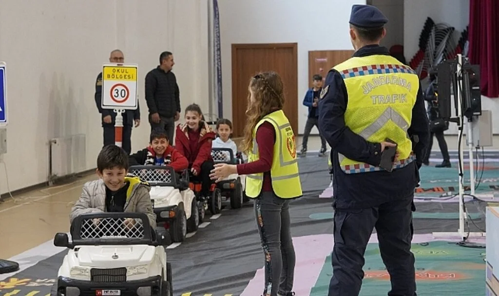 Samsun Çarşambalı Miniklere Trafik Bilinci Aşılanıyor