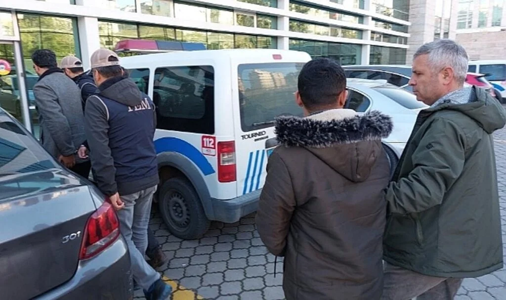 Samsun'da 3 DEAŞ Şüphelisine Adli Kontrol